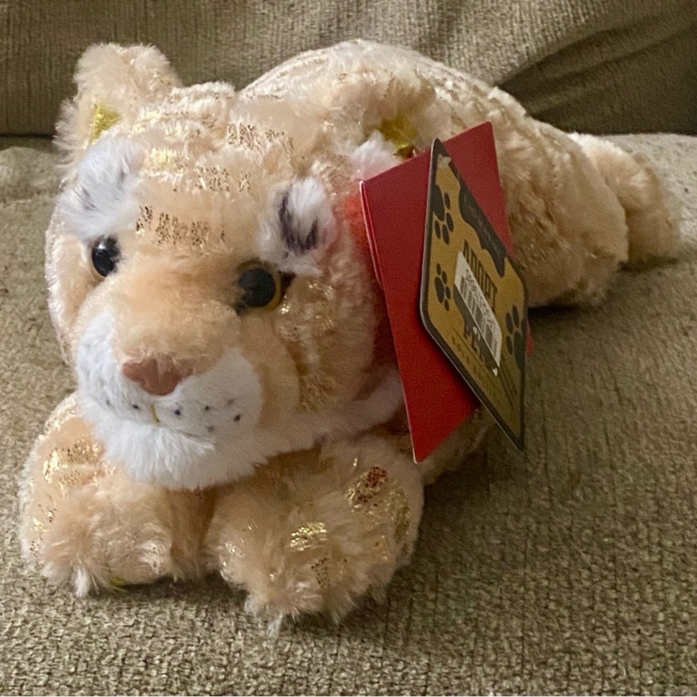 FAO Schwarz Adopt-A-Pet Gold Edition Tiger Plush Shimmering Gold Stripes